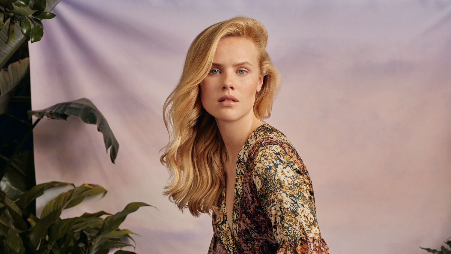 ألوان صبغات الشعر لخريف وشتاء 2022