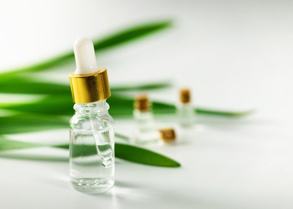 اصنعي مزيلات عرق بالزيوت العطرية لرائحة عطرة وجذابة