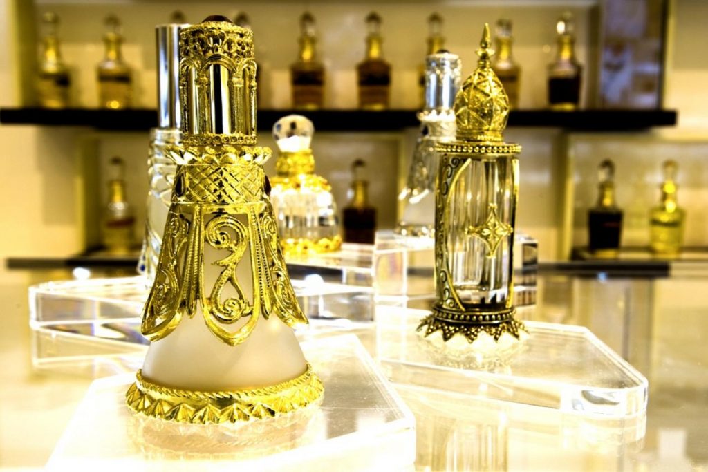 خلطات عطور عربية للعروس الكلاسيكية.. جربيها