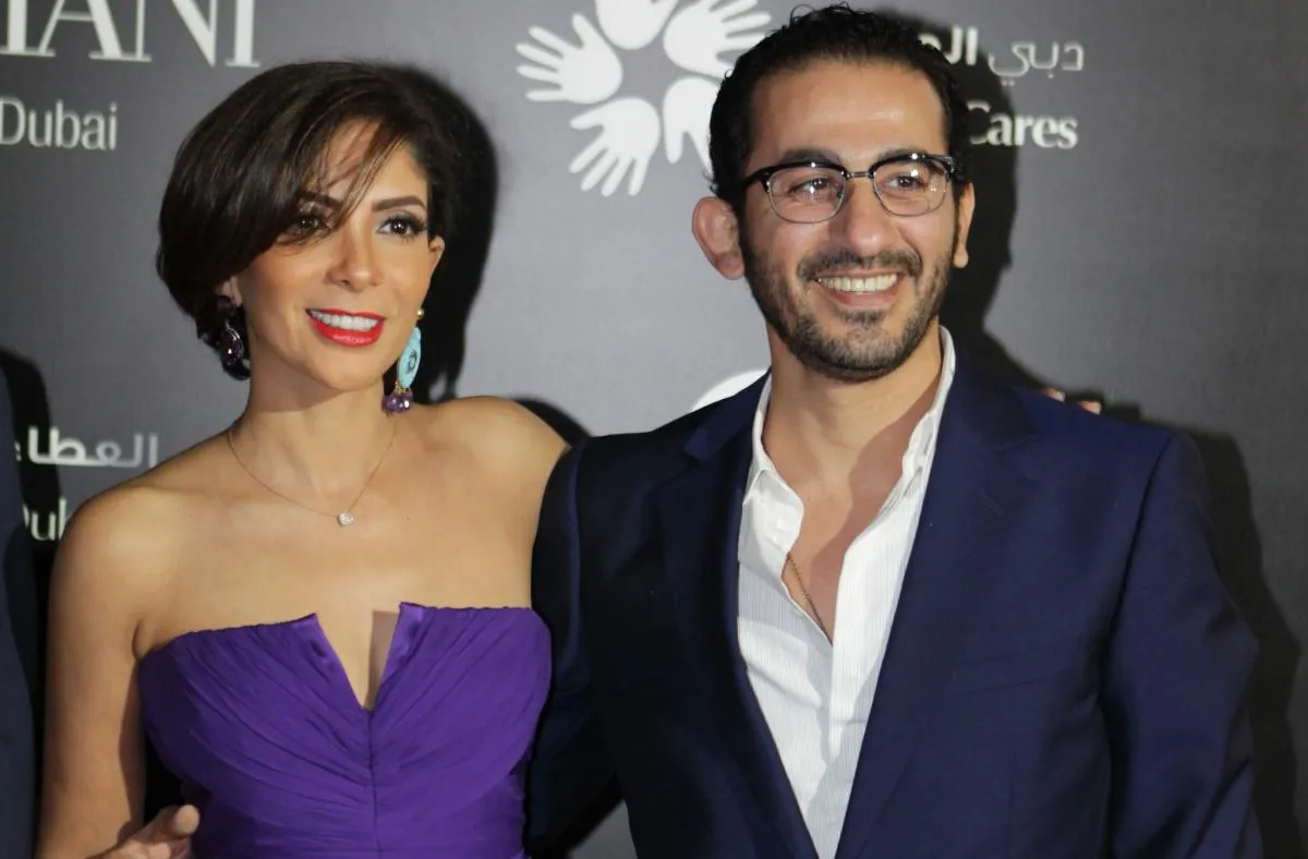 بالفيديو: منى زكي ضحية مقلب زوجها أحمد حلمي وتتوعده بالرد!