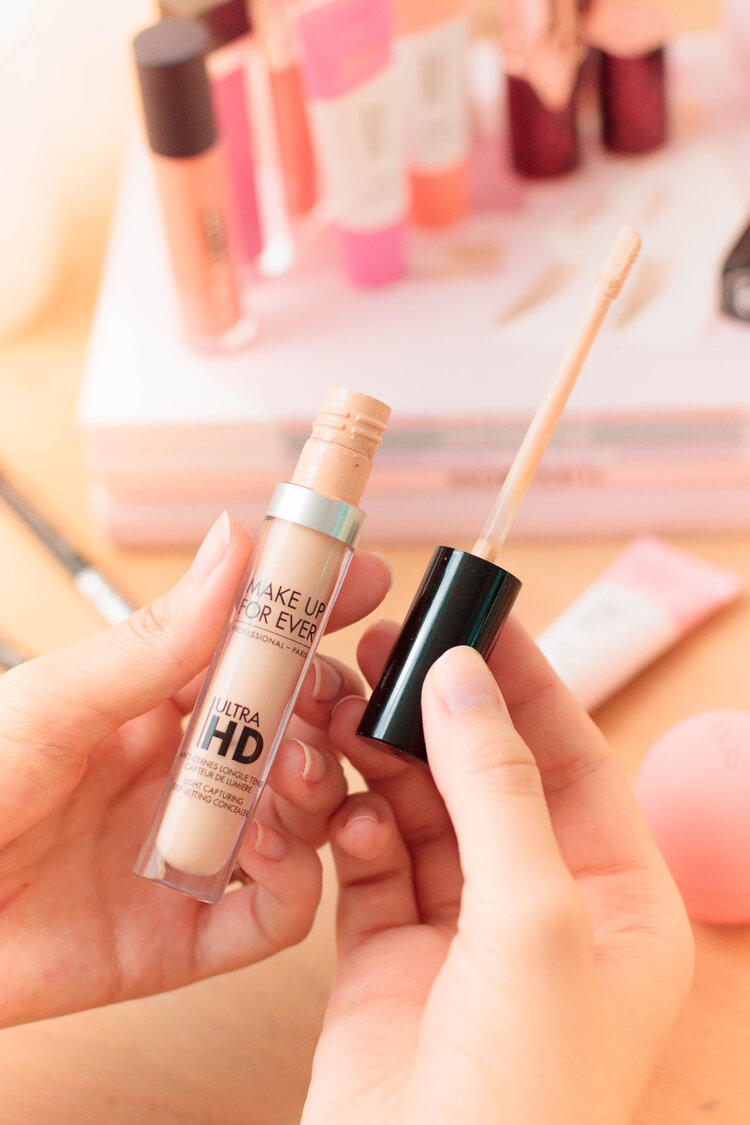 مستحضرات المكياج الأساسية