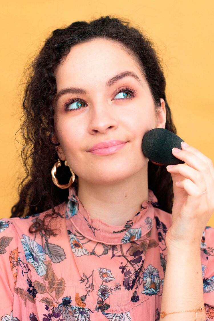 مستحضرات المكياج الأساسية