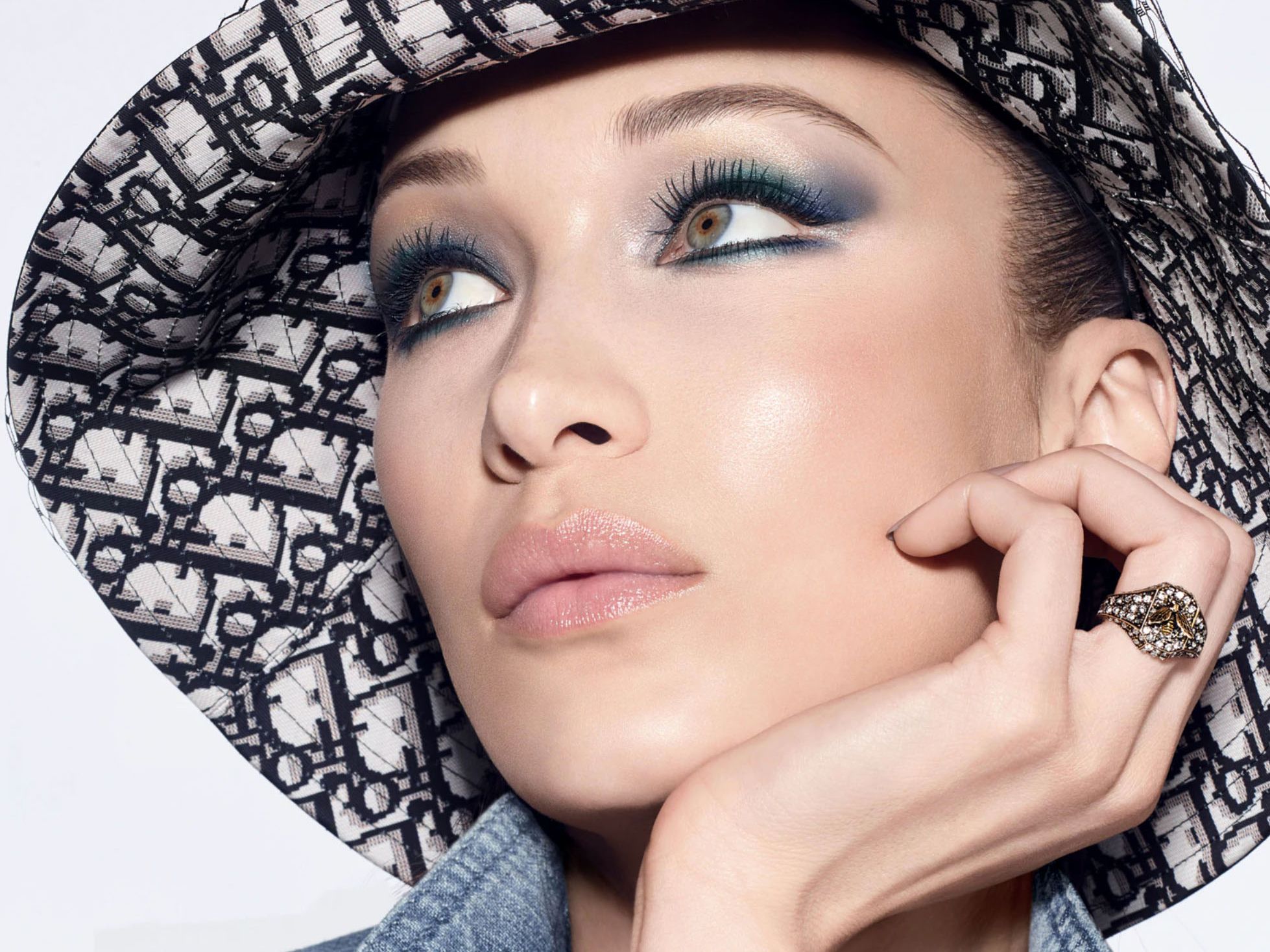 5 صيحات مكياج جمالية أنيقة لخريف 2021.. جربيها