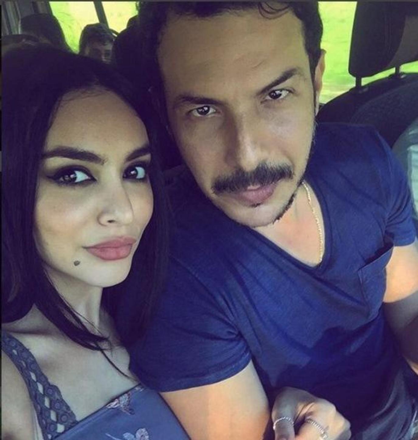 باسل خياط يعود للسوشيال ميديا بصورة مع زوجته!