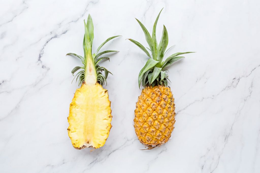 تعرفي إلى فوائد فاكهة الأناناس للسيدات