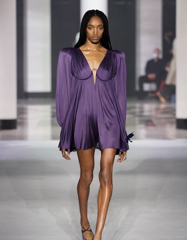 تشكيلة الهوت كوتور لربيع وصيف 2022 لدار الأزياء LANVIN