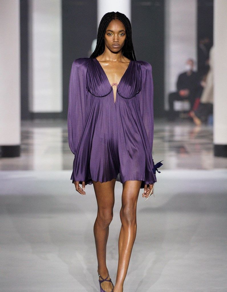 تشكيلة الهوت كوتور لربيع وصيف 2022 لدار الأزياء LANVIN