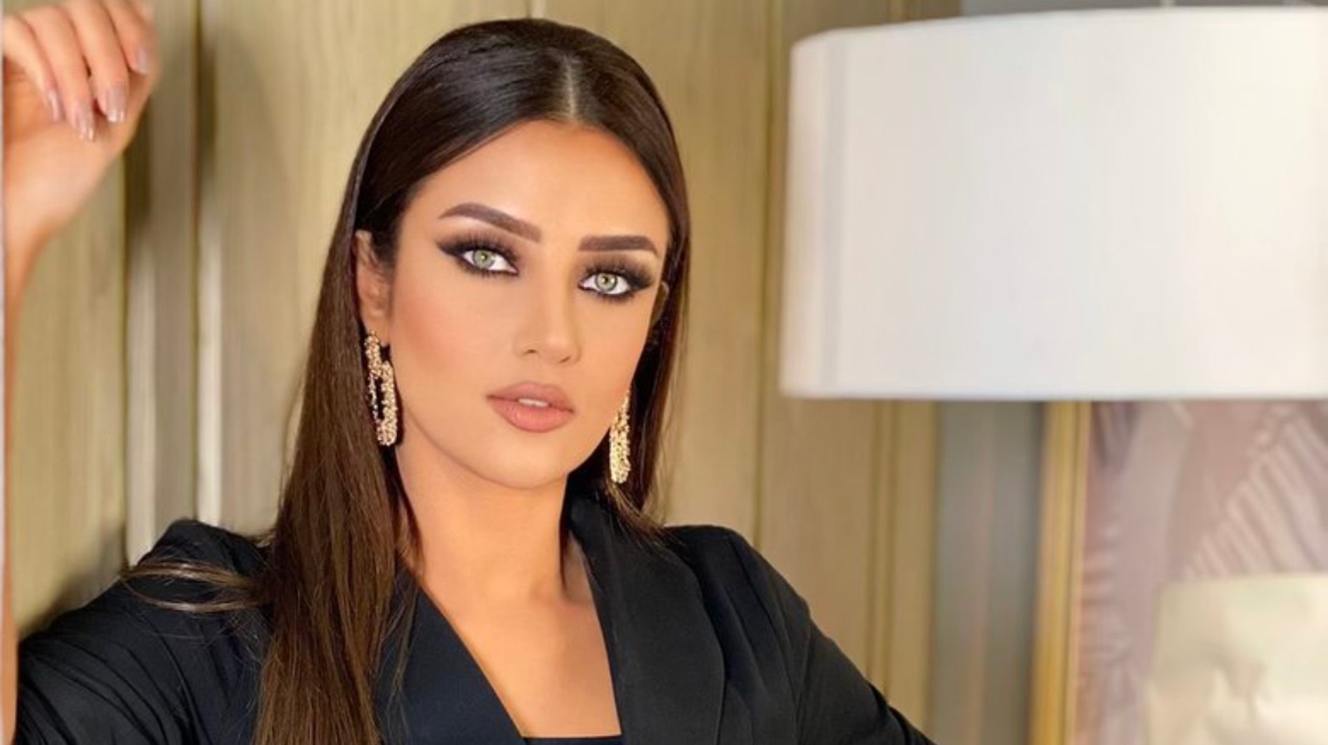 أنباء حول طلاق شيرين عبد الوهاب ورضوى الشربيني توجه لها رسالة