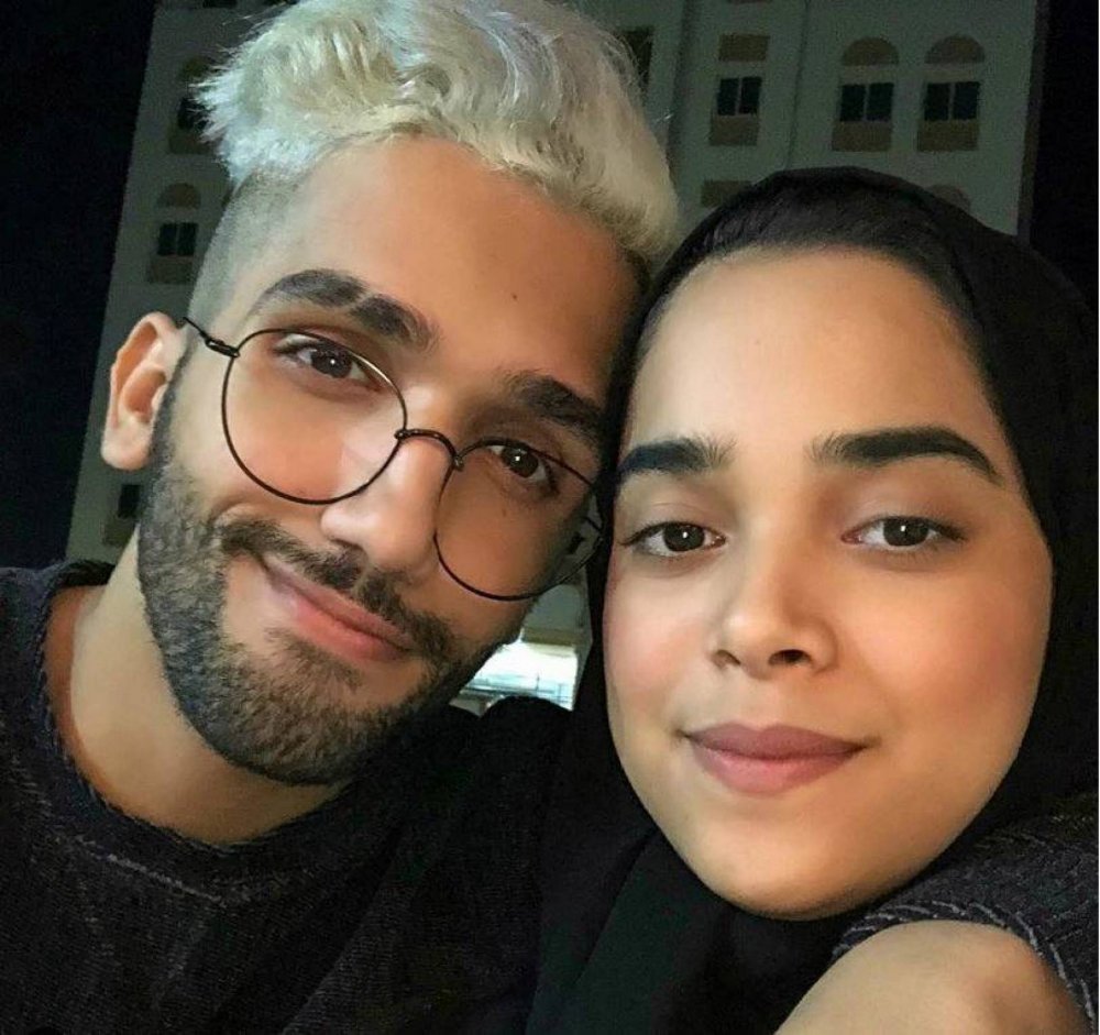 بالصور: أحمد خميس يقدم هدية غير متوقعة لزوجته مشاعل الشحي في يوم الفالنتاين!