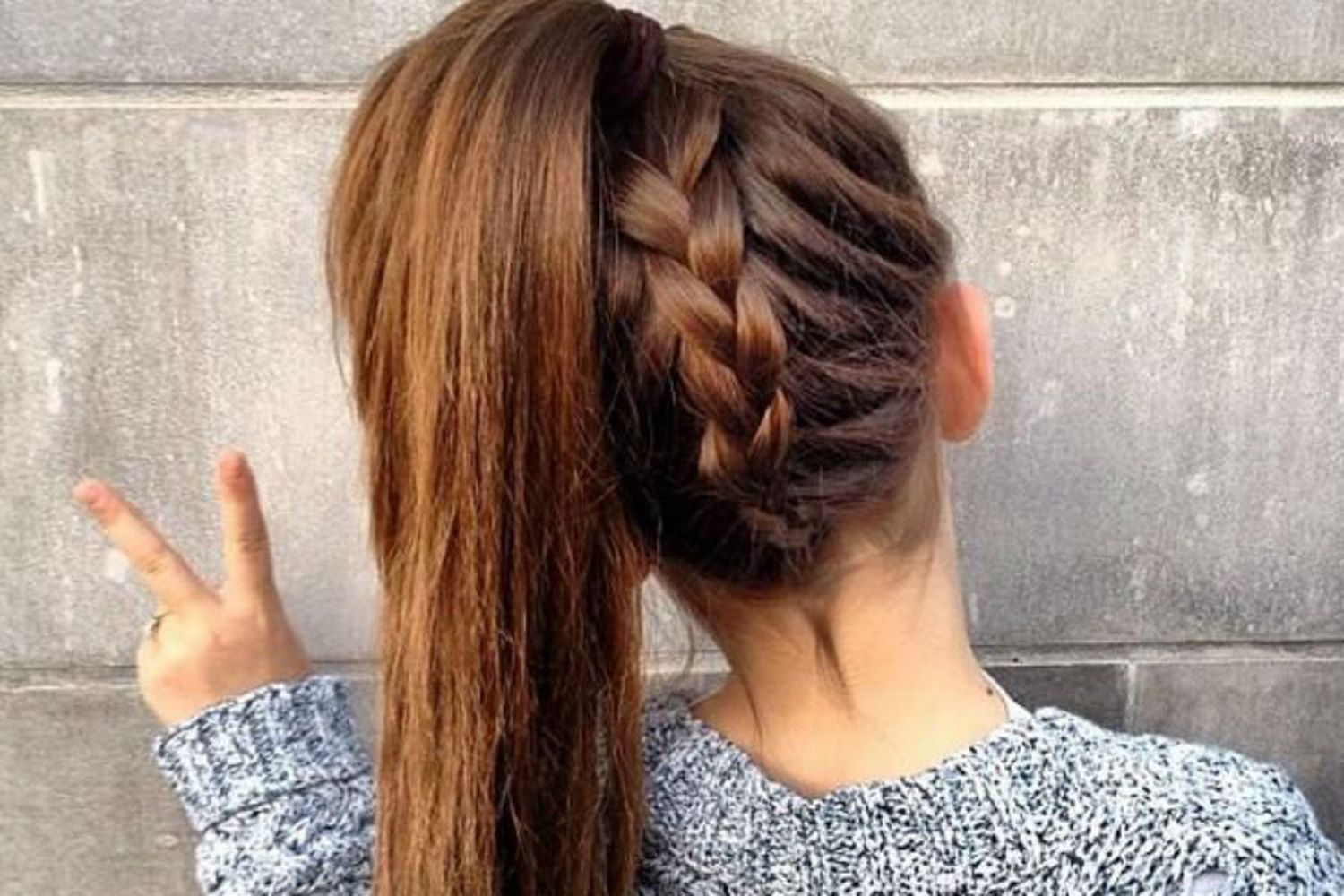 بالصور: هذه التسريحات التي عليك اعتمادها حتى تخففي من ضرر تلف الشعر