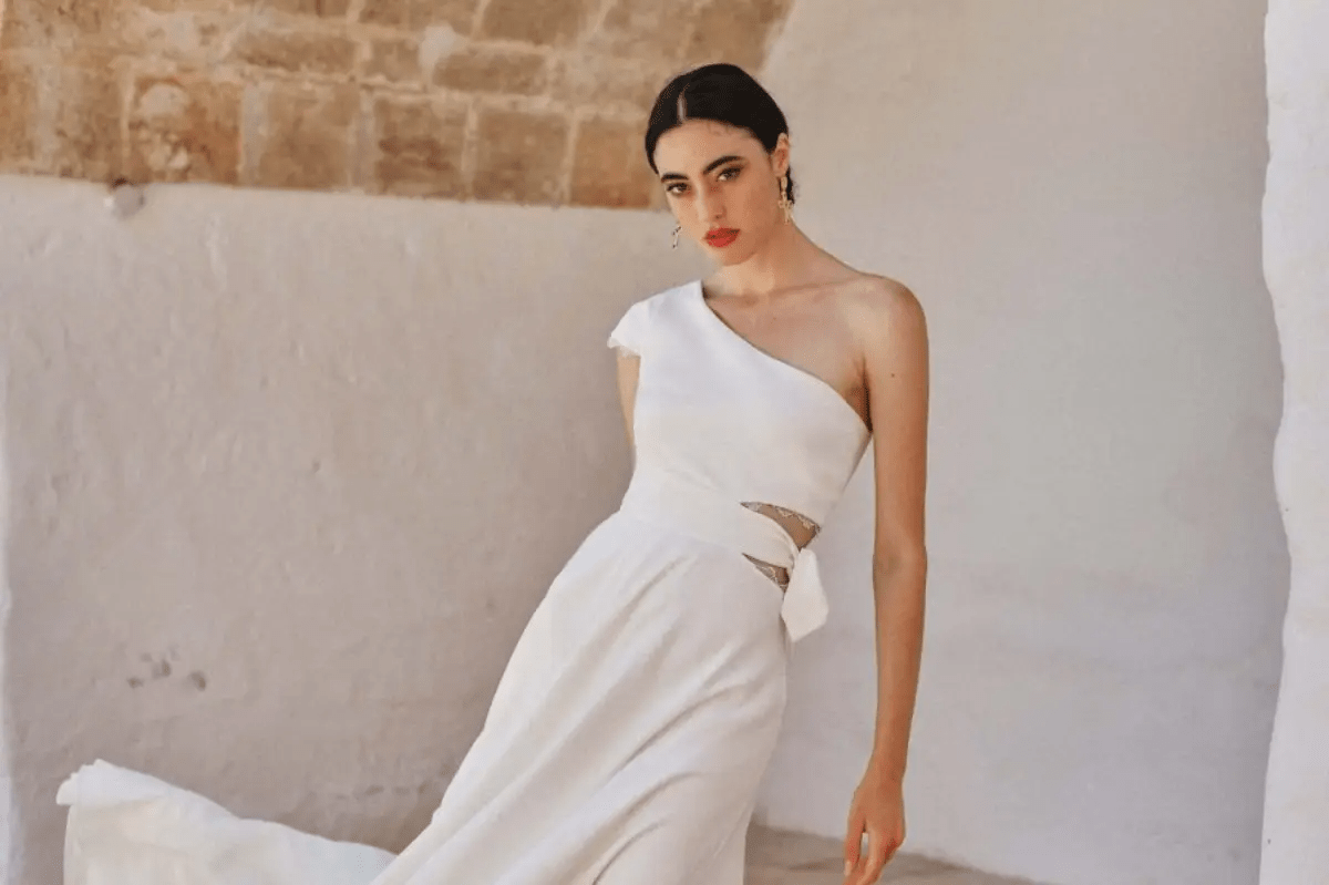 5 فساتين زفاف مذهلة بقصة A-line من تصميم كاميل مارجيت لموسم 2022