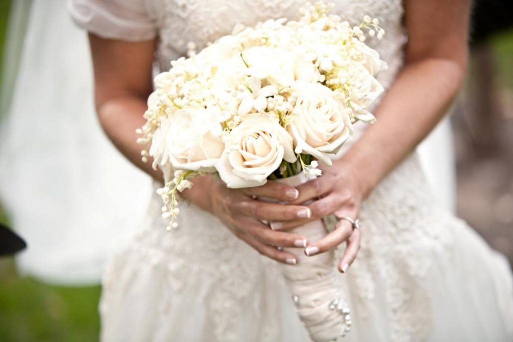 ليلة العمر.. أكثر من 20 فكرة مختلفة لـ بوكيه ورد العروسة