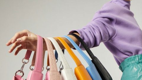 بالصور: حقائب بأشكال مختلفة لموسم صيف 2022