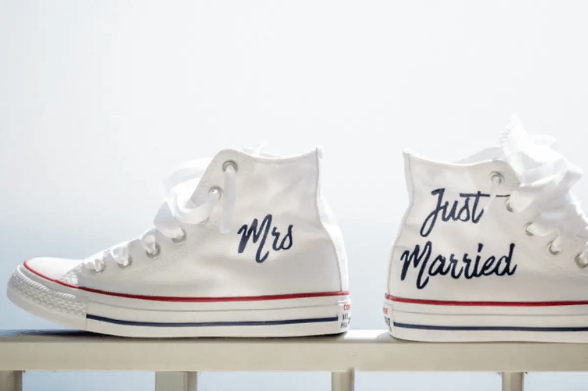 4 موديلات كونفيرس مناسبة للعروس