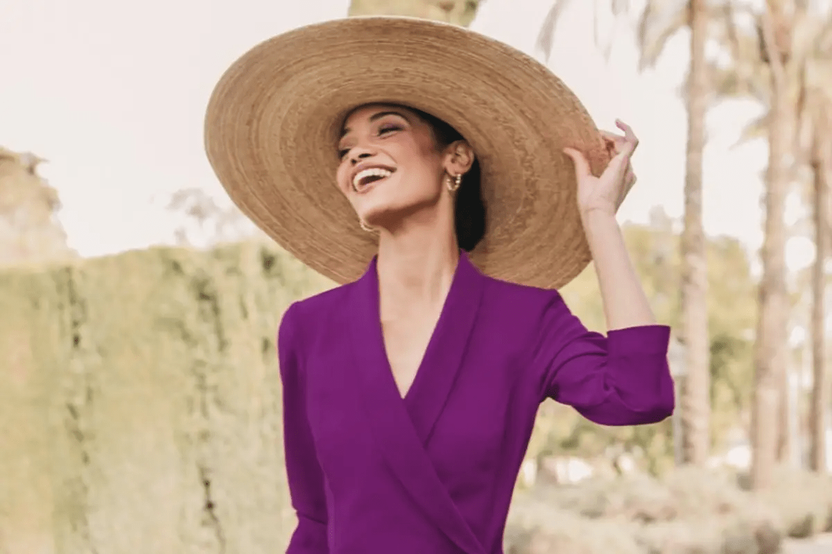 شاهدي معنا فساتين سهرات من تصميم Cherubina بألوان زاهية