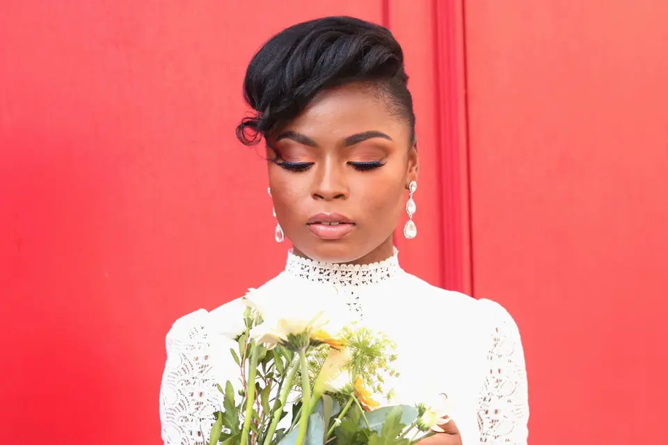 تسريحات زفاف جميلة للشعر القصير