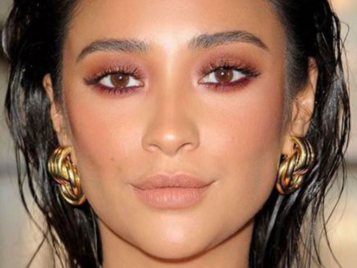 3 أفكار مكياج عصرية لصاحبات العيون البنية!