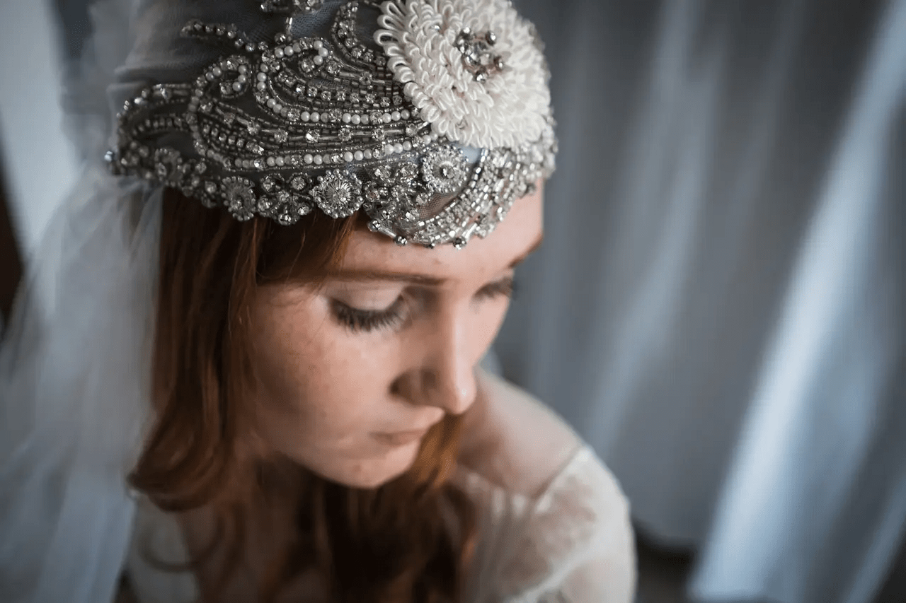 اكسسوارات شعر جريئة للعروس ذات الشخصية القوية