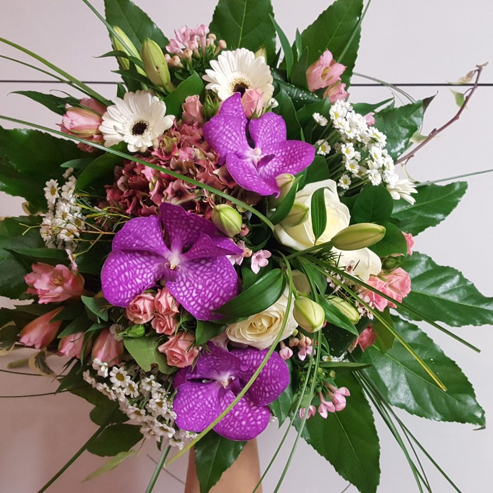 بوكيه زهور الأوركيد