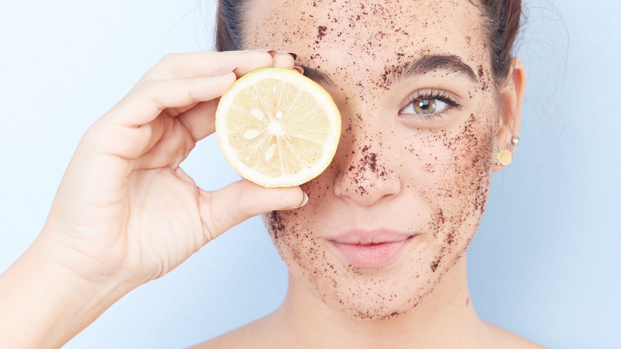 طريقة العناية بالبشرة قبل موعد حفل الزفاف