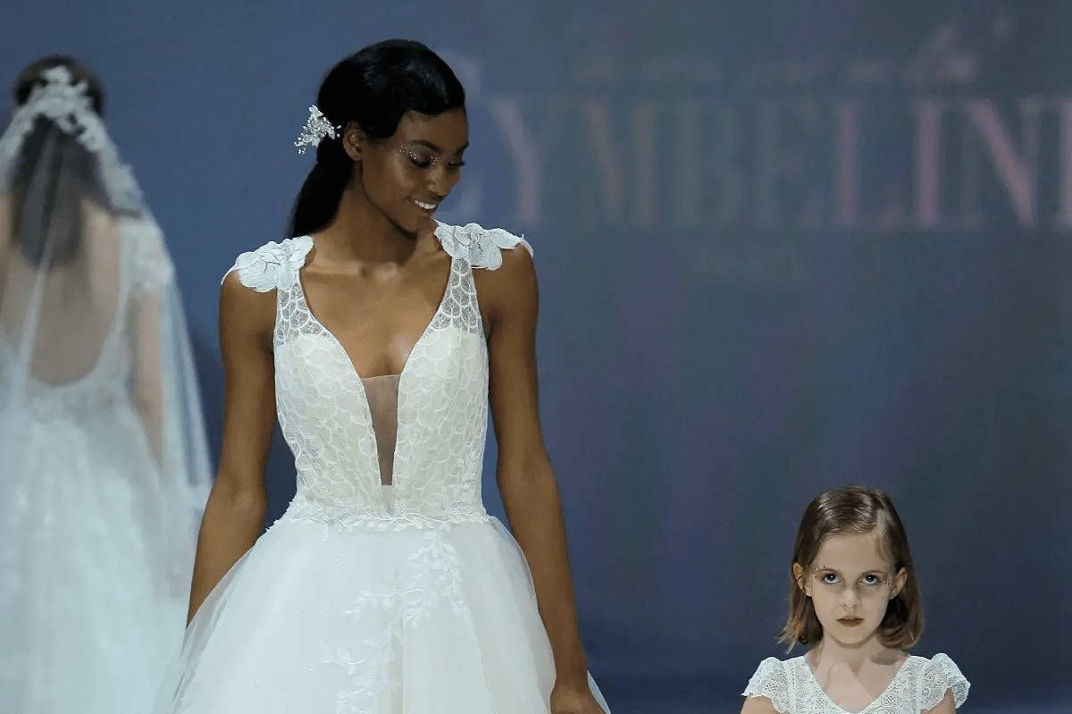 فساتين زفاف Cymbeline لموسم 2023