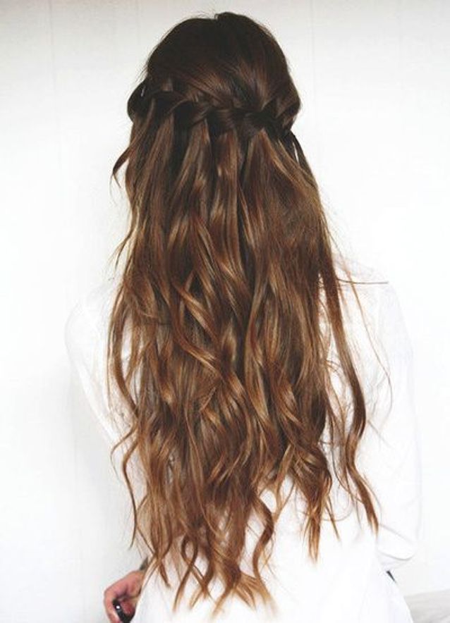 14 فكرة تسريحات للشعر الطويل