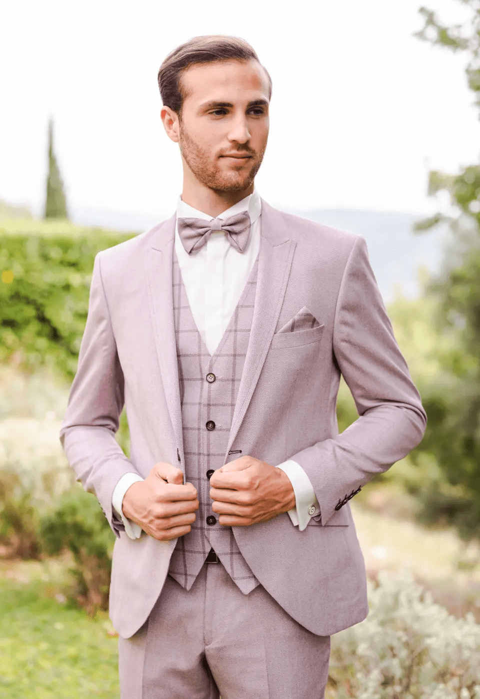 بدلات زفاف العريس