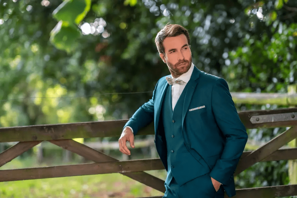 بدلات زفاف العريس