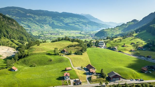 أفضل الوجهات السياحية لشهر عسل خيالي في سويسرا