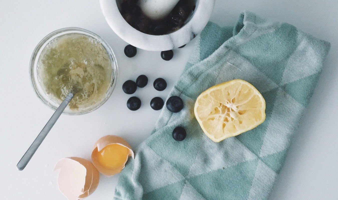 أفضل الأقنعة الطبيعية التي ستمنحك شعر كثيف وغير متقصف