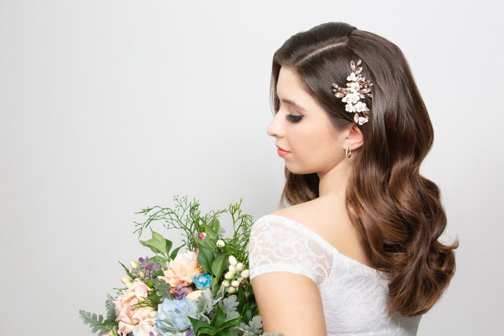 تعطير الجسم قبل الزفاف بمخمرية الزعفران