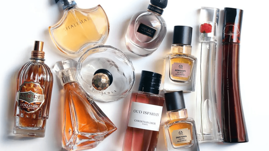 4 عطور شرقية برائحة العود لأناقة كاملة في فصل الخريف