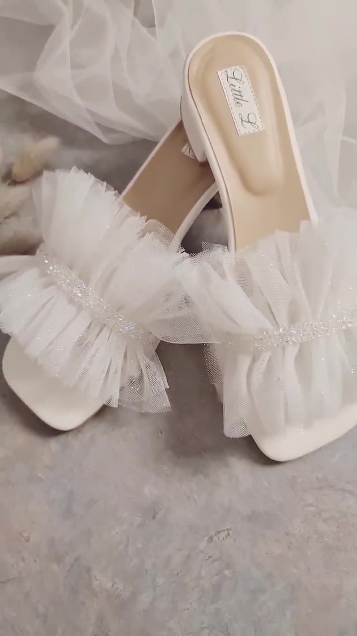 أحذية زفاف مسطحة