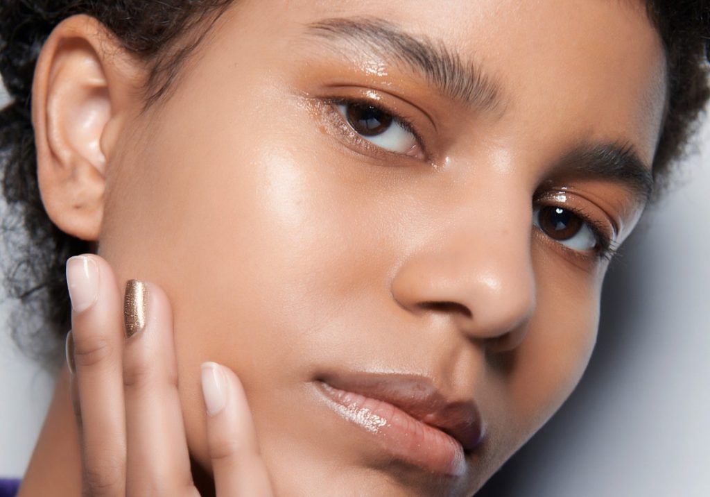 خطوات للحصول على أظافر قوية وصحية