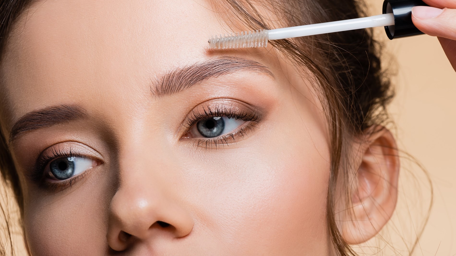 أفضل ماركات جل الحواجب الشفاف