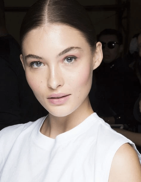 أفكار مكياج لحفلة نهاية السنة