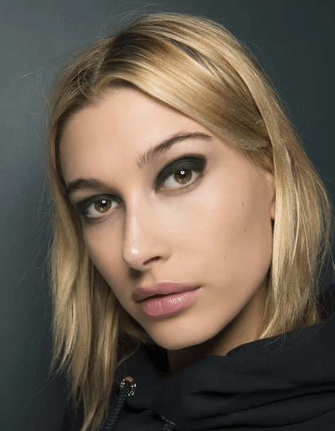 أفكار مكياج لحفلة نهاية السنة