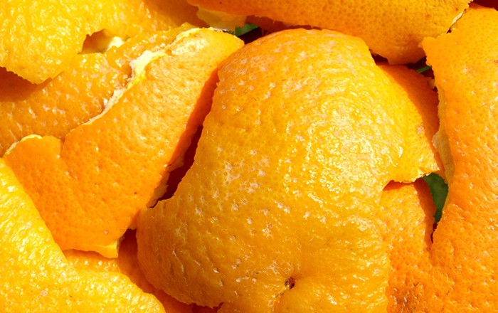 مكونات طبيعية لتبييض الأسنان