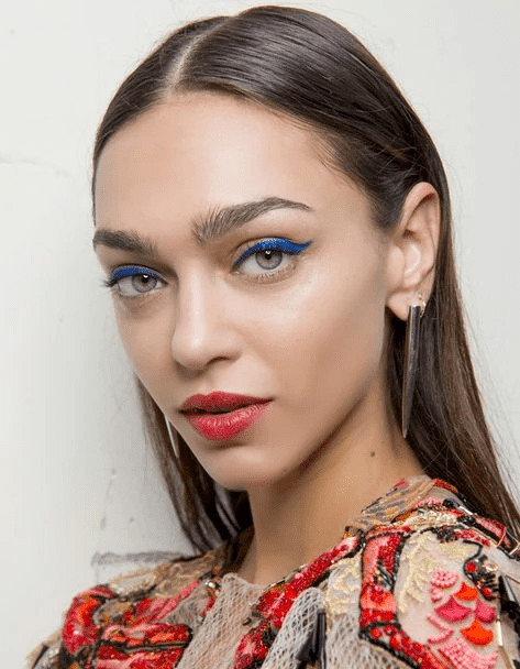 أفكار مكياج لحفلة نهاية السنة