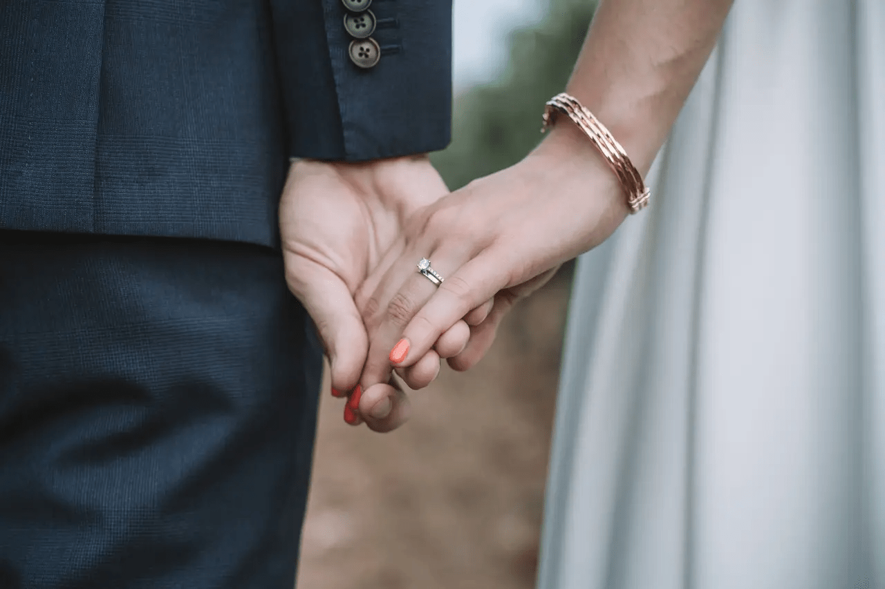 خواتم خطوبة جميلة لإطلالة ساحرة وجذابة بالصور