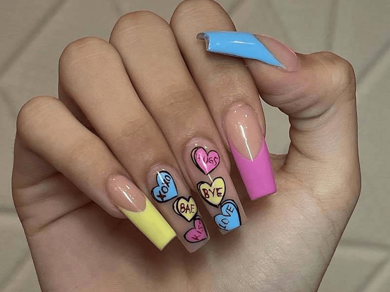 بالصور: رسومات مناكير ليوم الفالنتاين