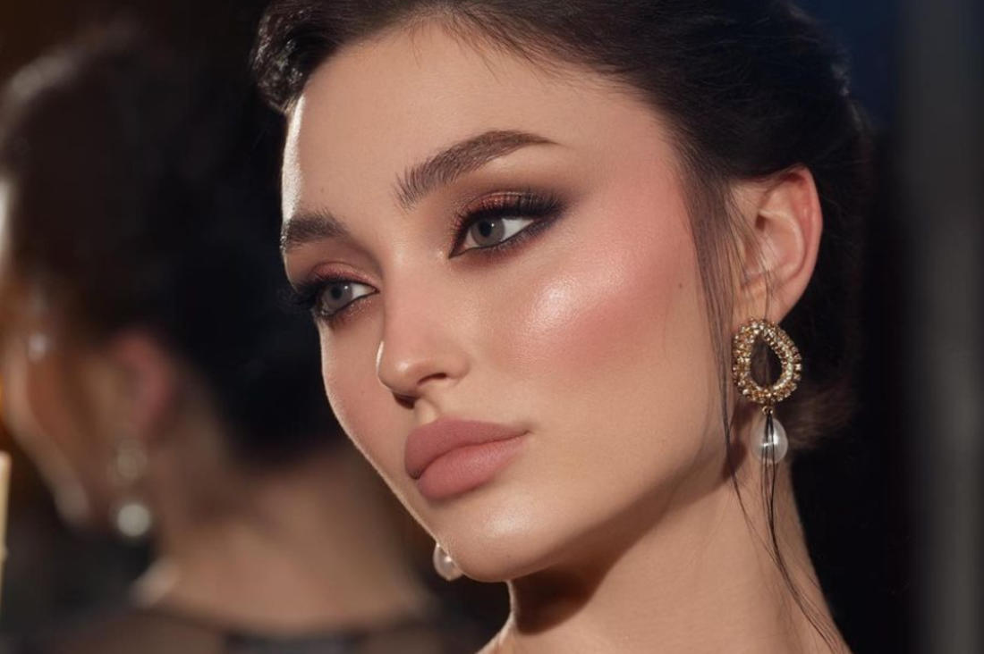 أفكار مكياج تناسب جميع المواسم