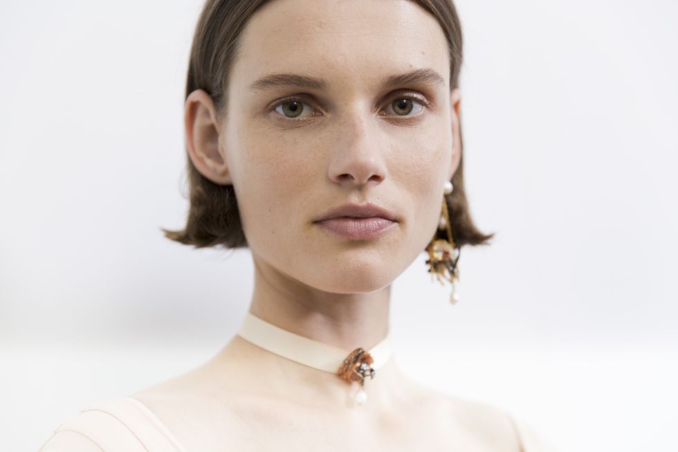 طبقي مكياج الزفاف بنفسك 