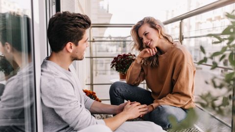 3 نصائح زوجية تجعل شريكك يقبل اعتذارك بسهولة!