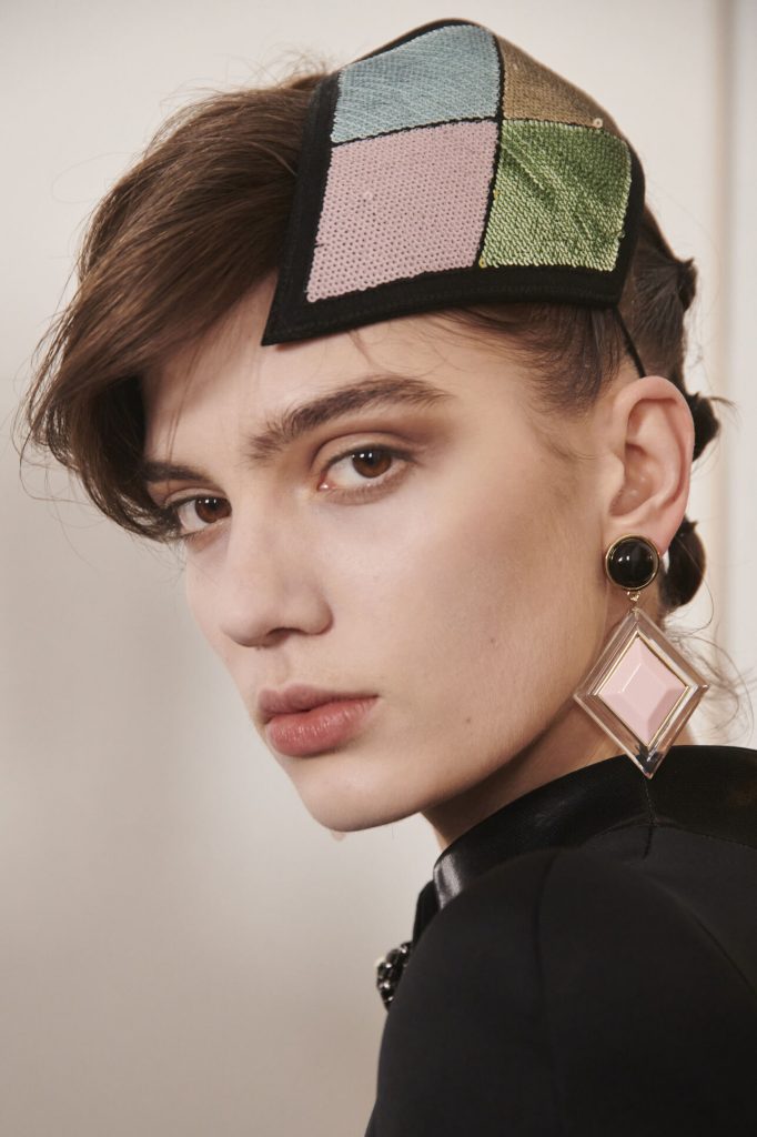 أفكار مكياج سموكي بني بلمسات عصرية متجددة