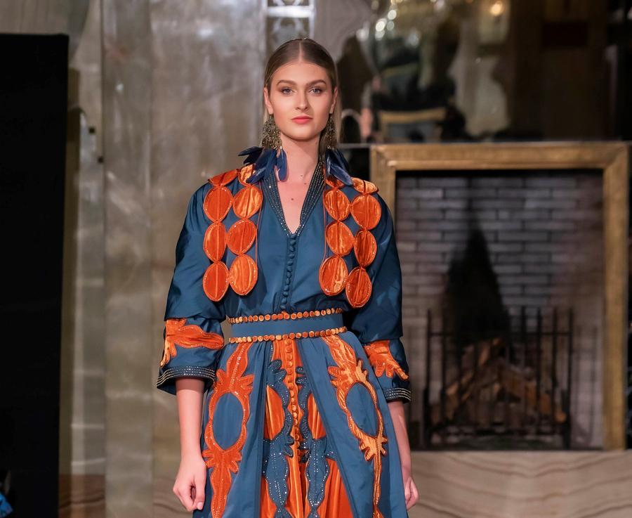 تصاميم راقية لعبايا العيد حتى تتمتعي بإطلالة ملفتة للأنظار بالصور..