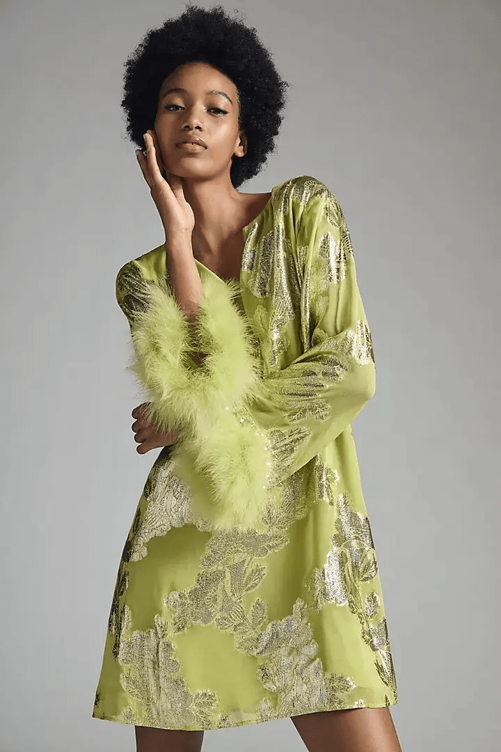 تشكيلة من فساتين الخطوبة