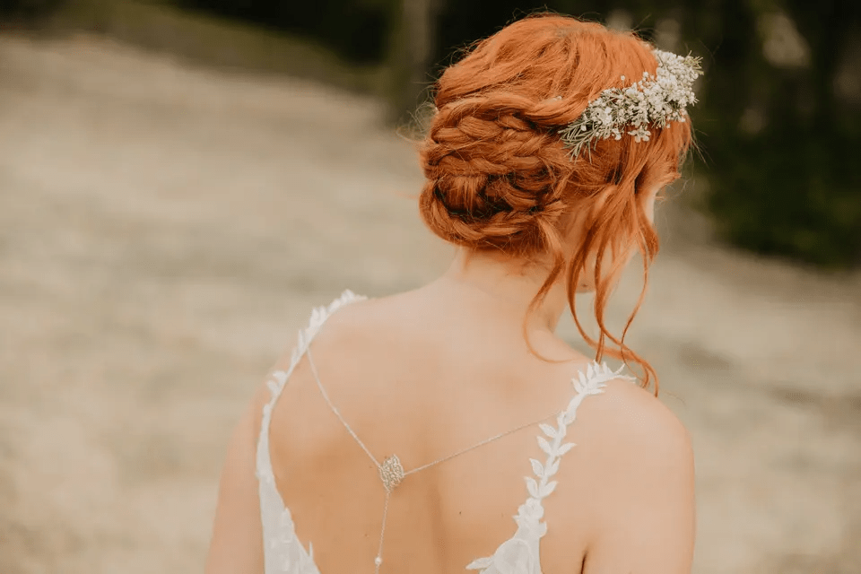 تسريحات شينيون راقية للعروس بالصور