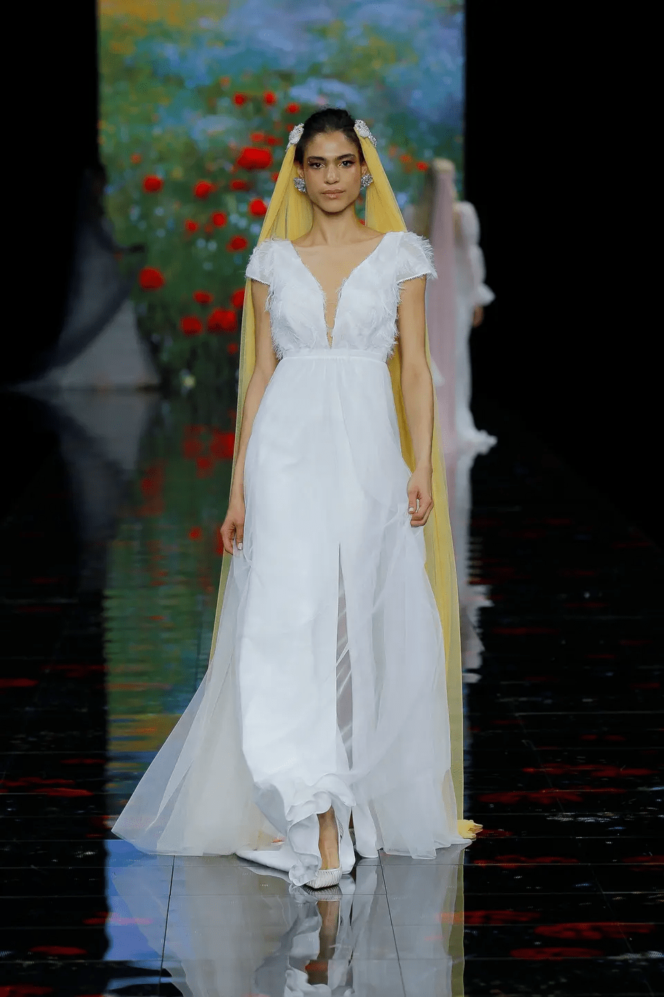 طرحات زفاف عصرية ومبتكرة 