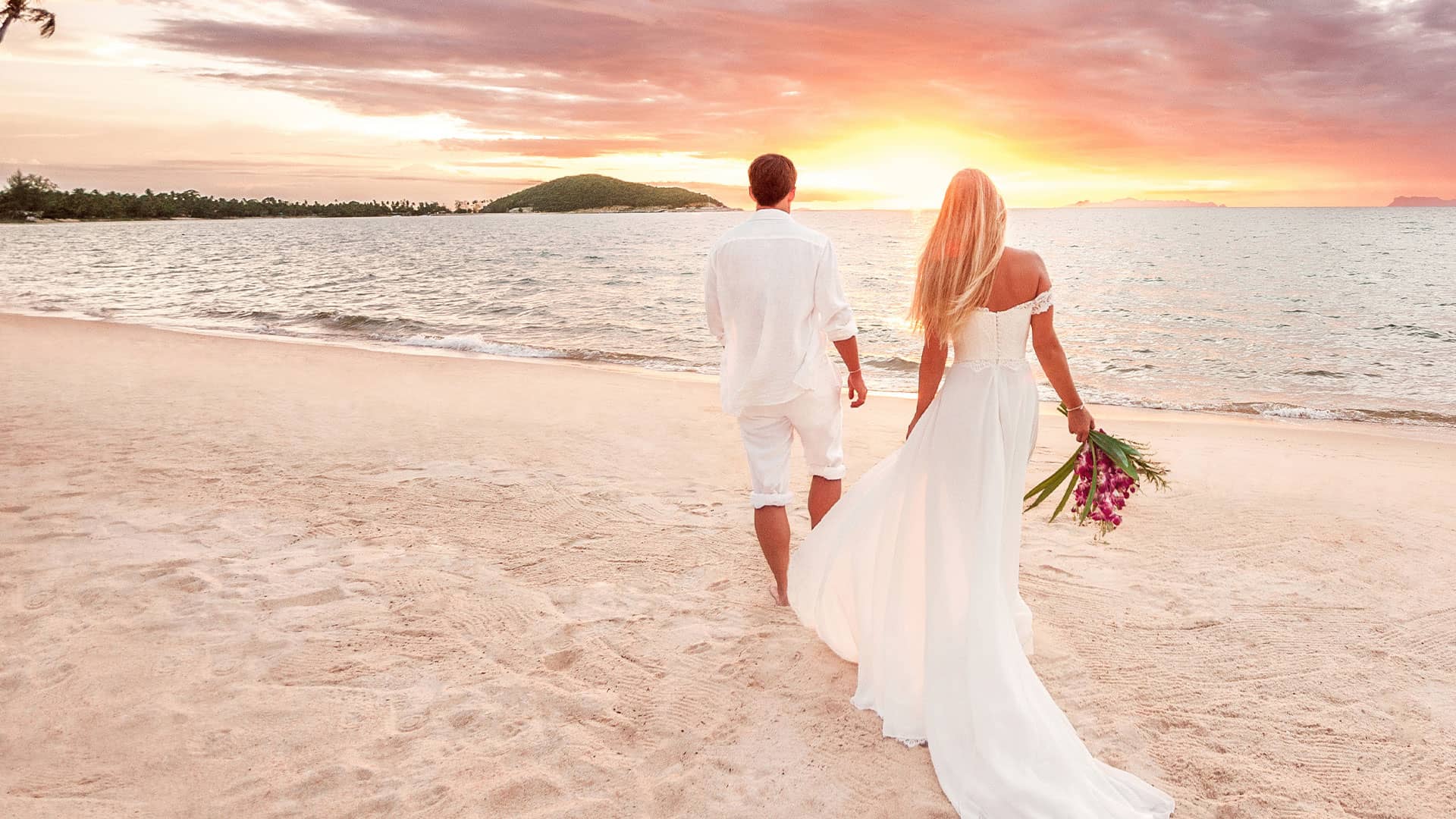 حفلات الزفاف الشاطئية